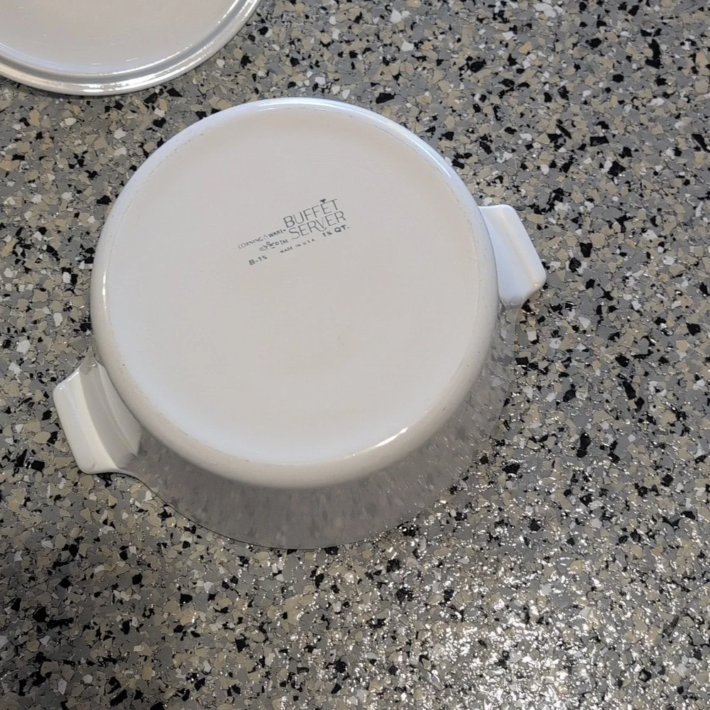 Vintage Corningware Buffet Server B-1 3/4 Qt - Picture 6 of 7